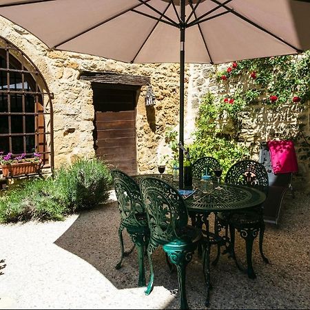 Au Coeur De Beynac, Une Maison De Caractere Avec Jardin Terrasse Exteriör bild