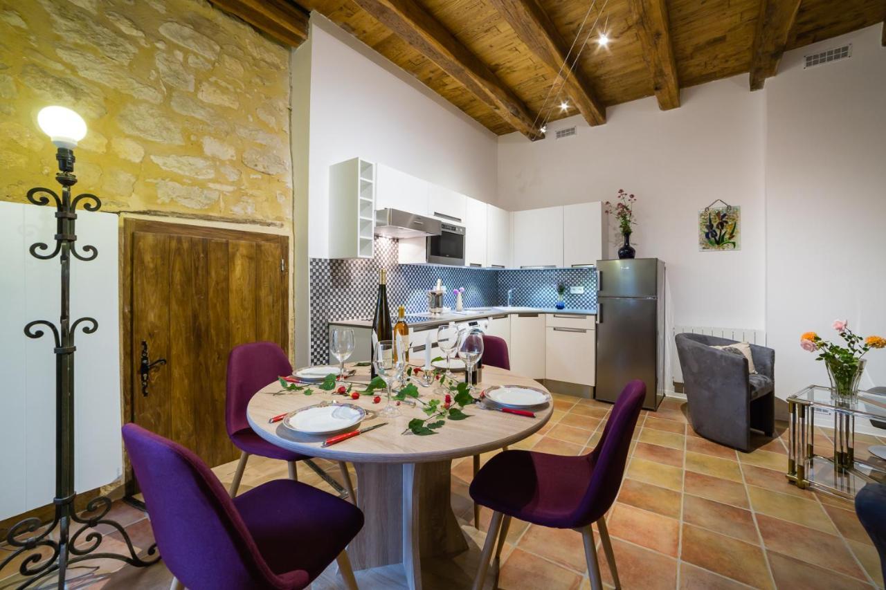 Au Coeur De Beynac, Une Maison De Caractere Avec Jardin Terrasse Exteriör bild